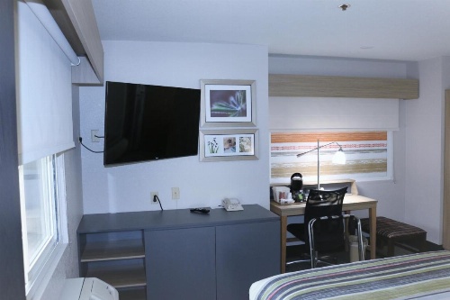 Country Inn & Suites by Radisson, Monterey Beachfront-Marina, CA image 20