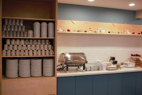 Country Inn & Suites by Radisson, Monterey Beachfront-Marina, CA image 21